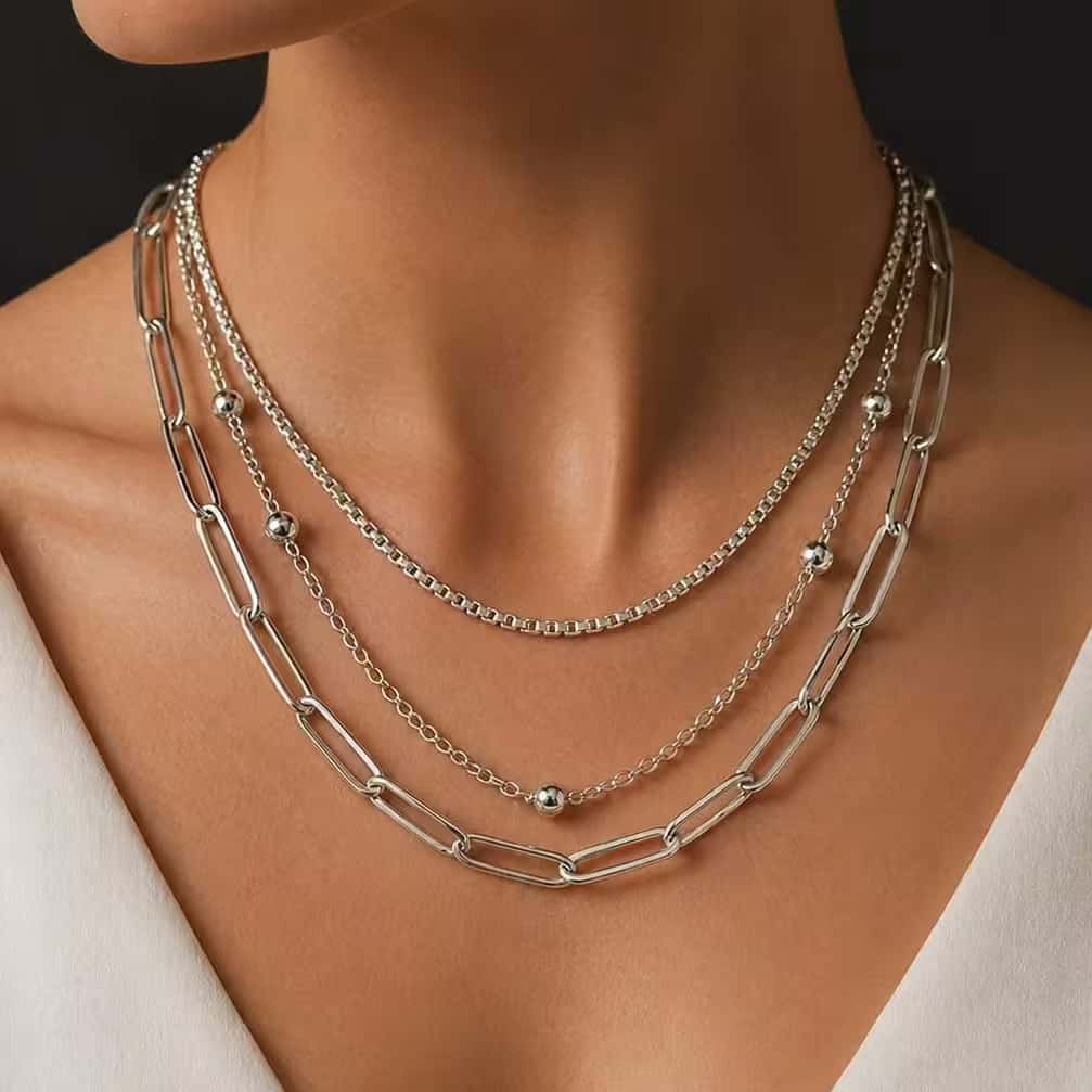 Collar Trilogía Plateada - fotografía de producto