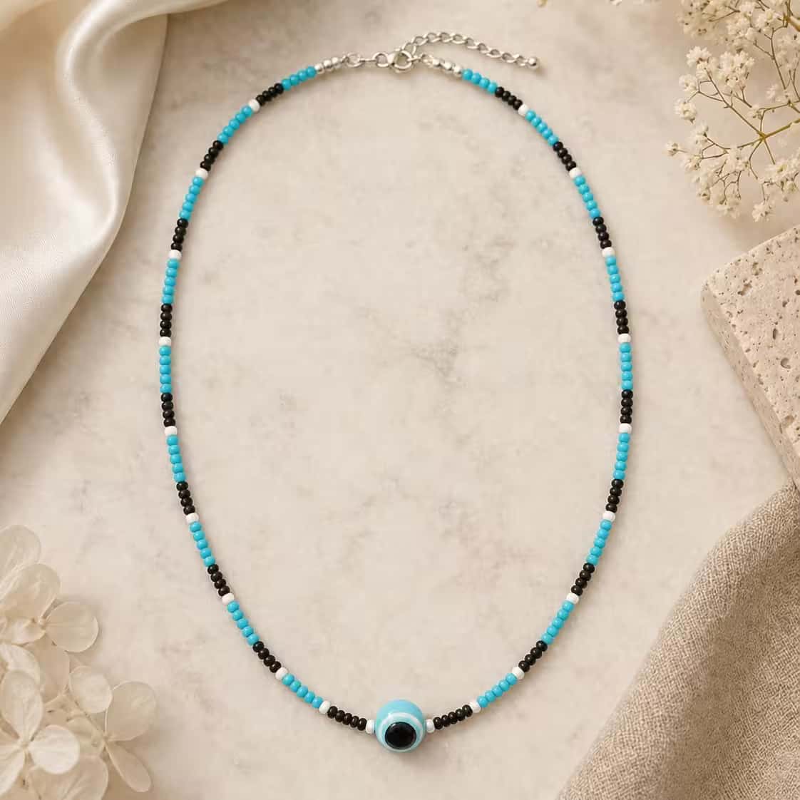 Choker Protección Celeste - fotografía de producto