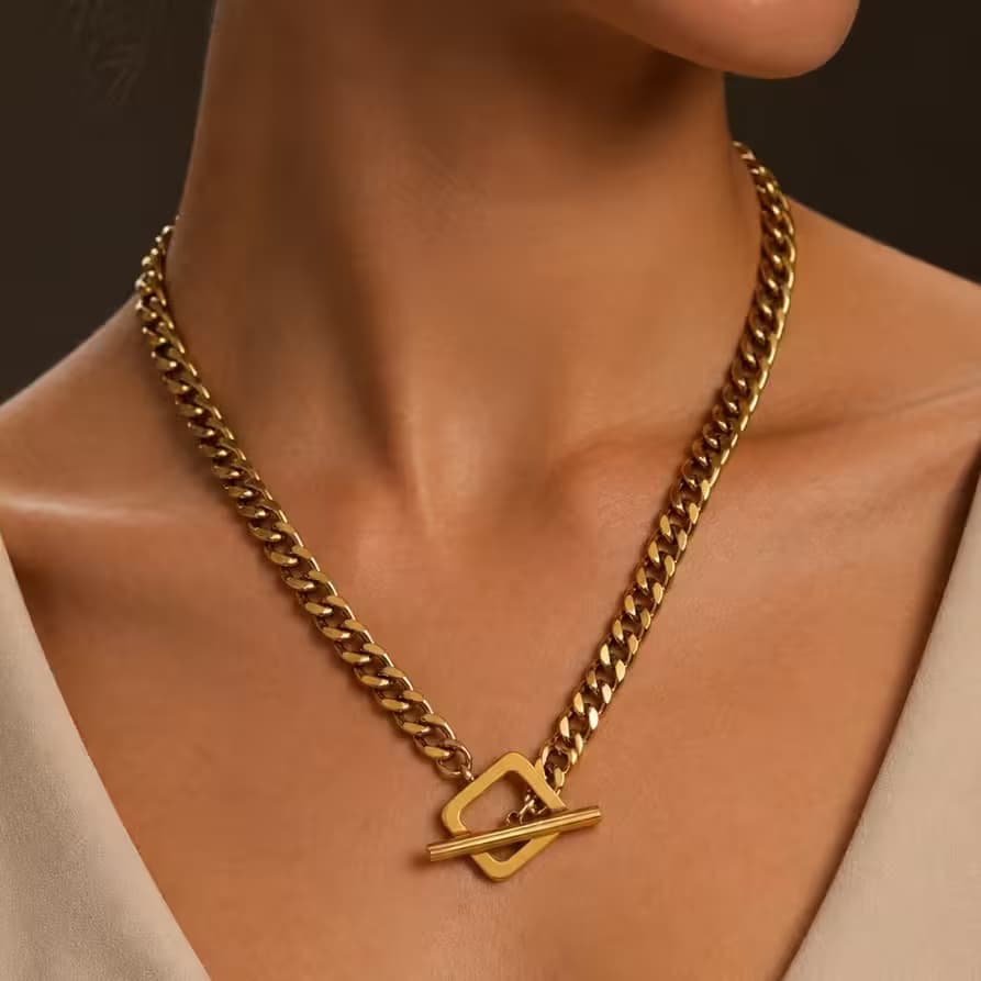 Collar Vínculo Dorado - fotografía de producto